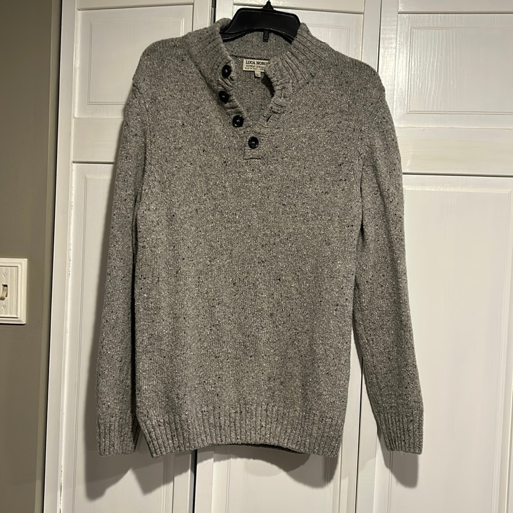 Men’s Italian made sweater